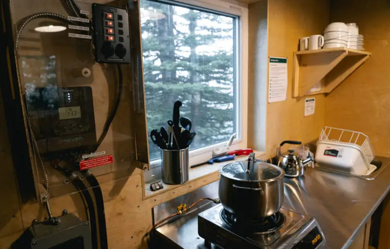 2025-Castle Mountain Cabin (Peter Hoang)-5