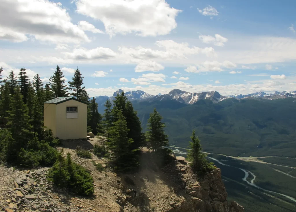 Castle Mountain Hut