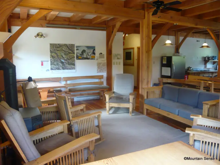 Kokanee Glacier Cabin Interior Lounge