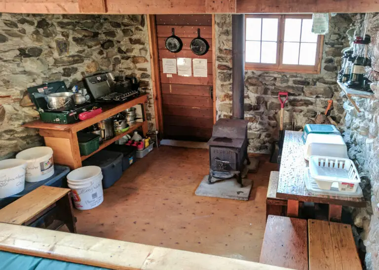 great-cairn-interior2