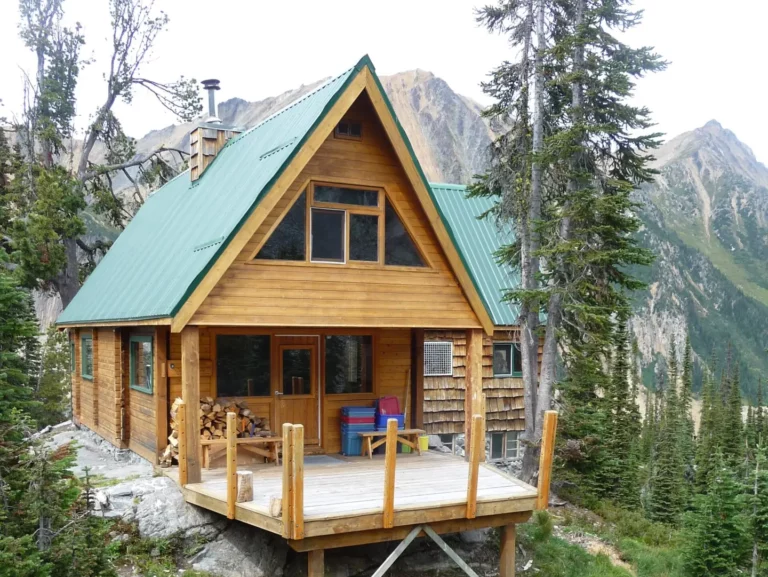 Bill Putnam (Fairy Meadows) Hut Summer