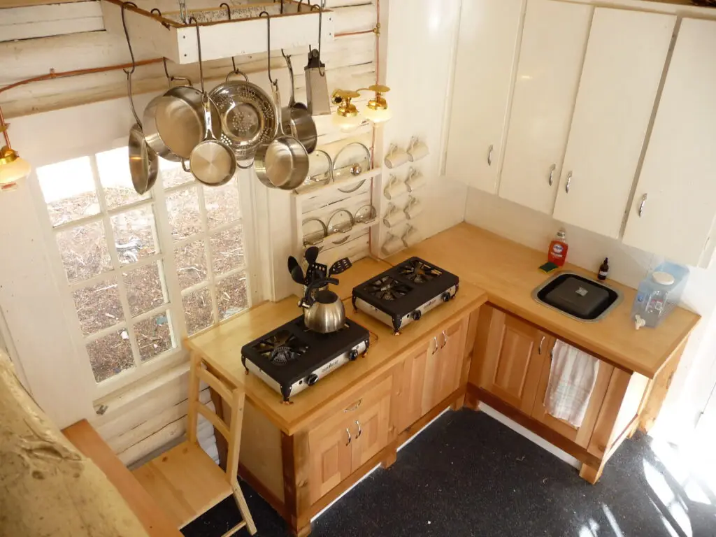 Cameron Lake Cabin Kitchen