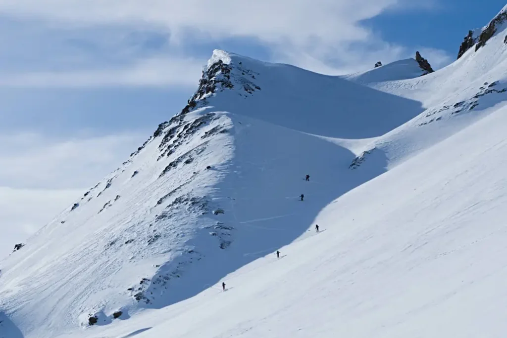 Group ascending isolated col